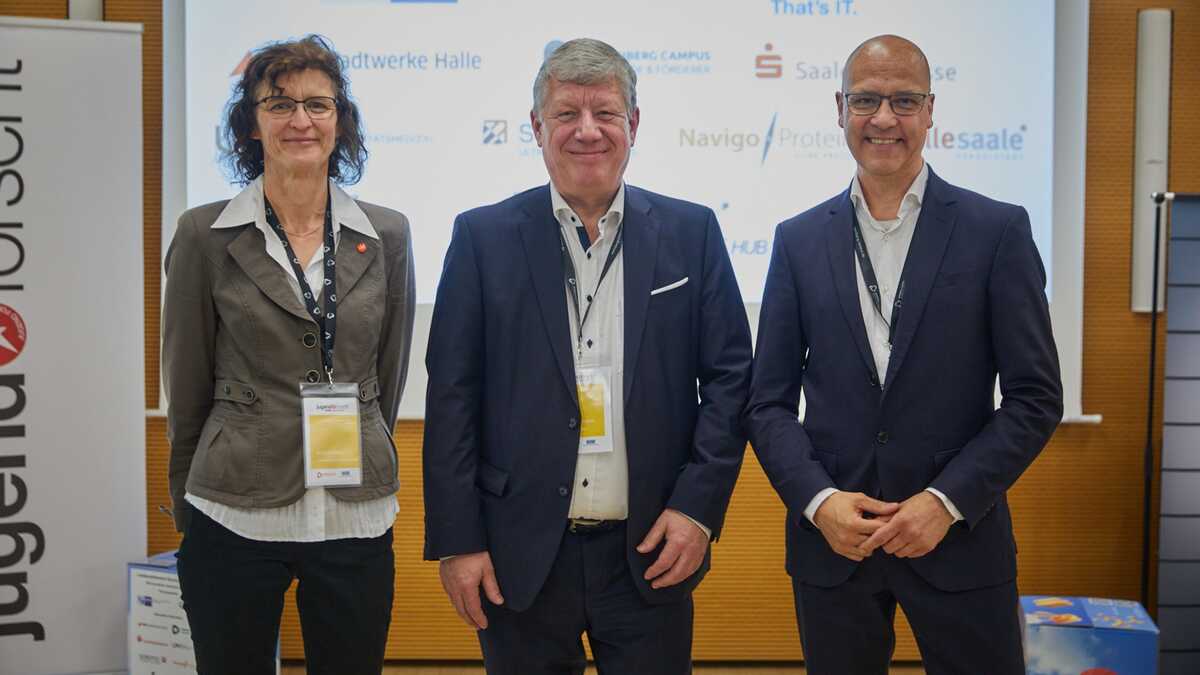 Landeswettbewerbsleiterin mit Landespatenbeauftragten SAH